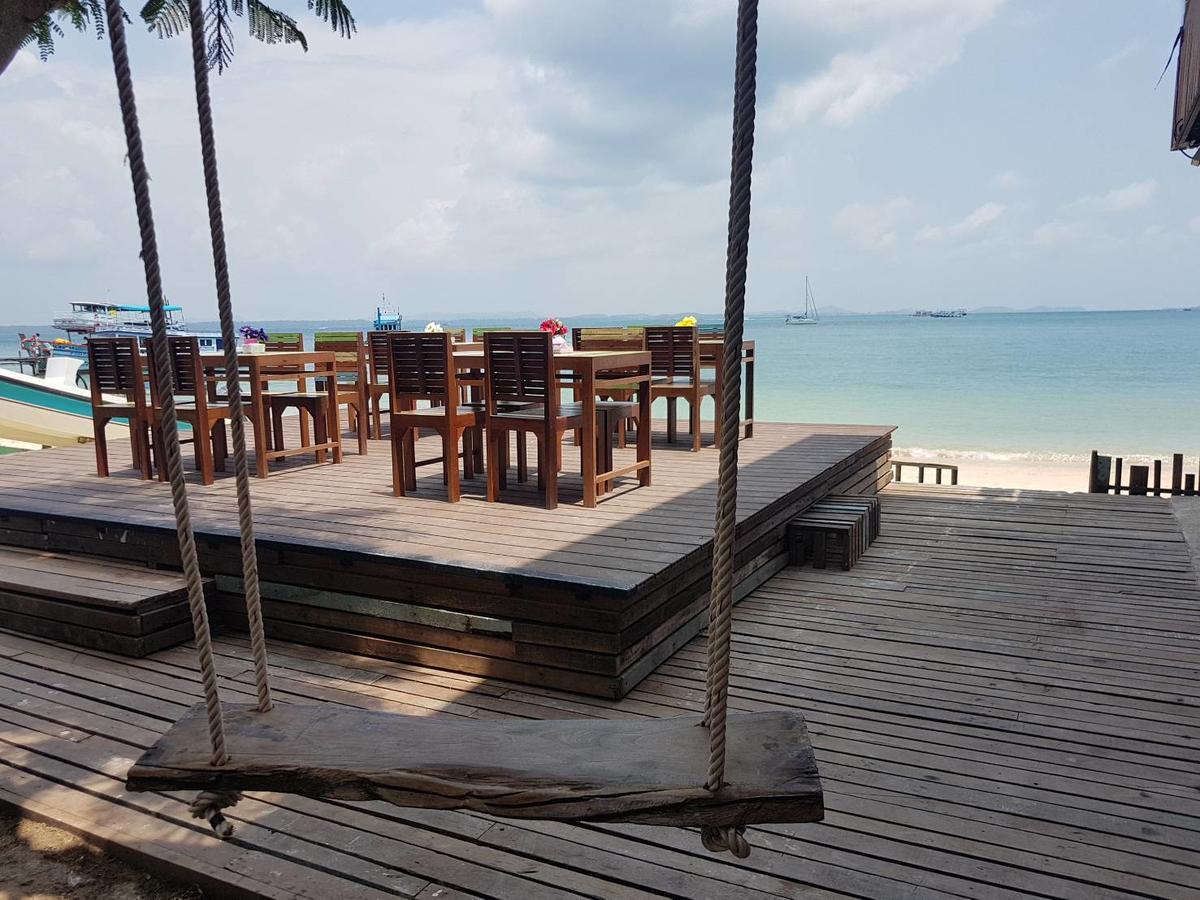 Baan Rom Talay Made' Hotell Koh Samet Eksteriør bilde